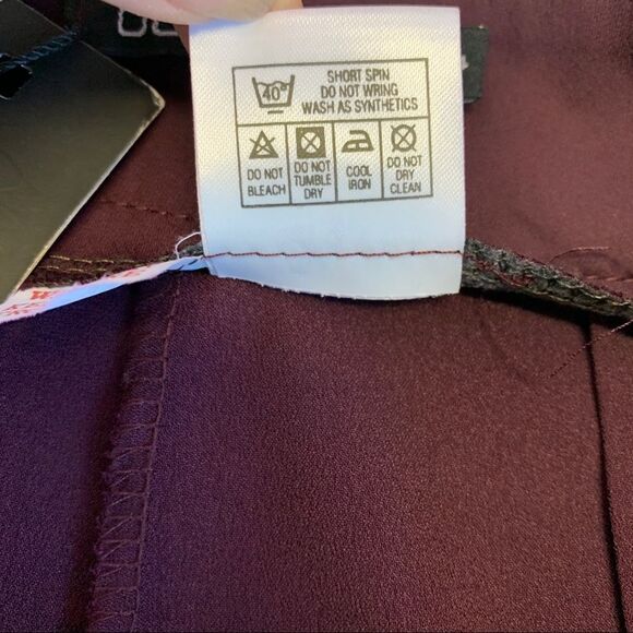 BOOHOO maroon burgundy Tie Waist Woven Satin Slimline Trousers Sz US2 NWT - Picture 6 of 11